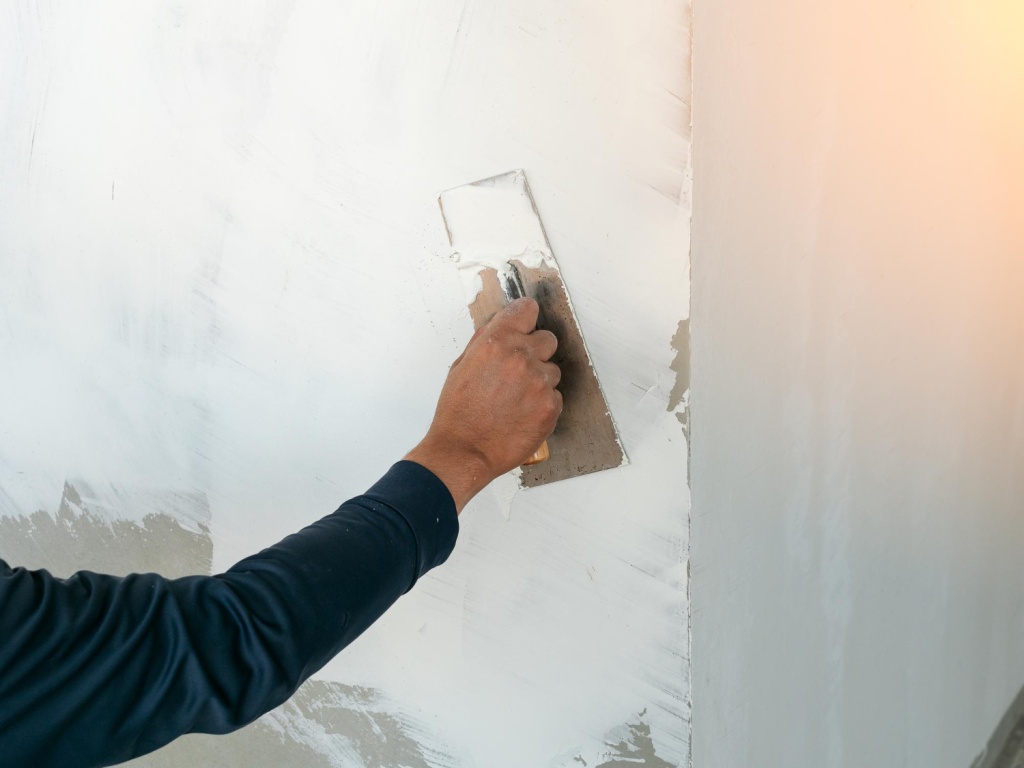 Вологодскую городскую поликлинику № 4 ремонтируют в соответствии с графиком