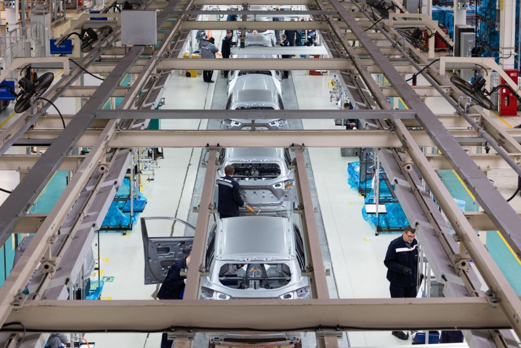 «АвтоВАЗ» до конца 2024 года выпустит более полумиллиона автомобилей