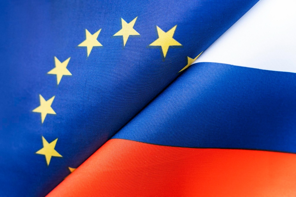 ЕС отложил принятие новых санкций против России