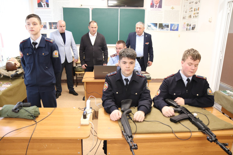 В ивановской школе №43 открылся современный электронный тир