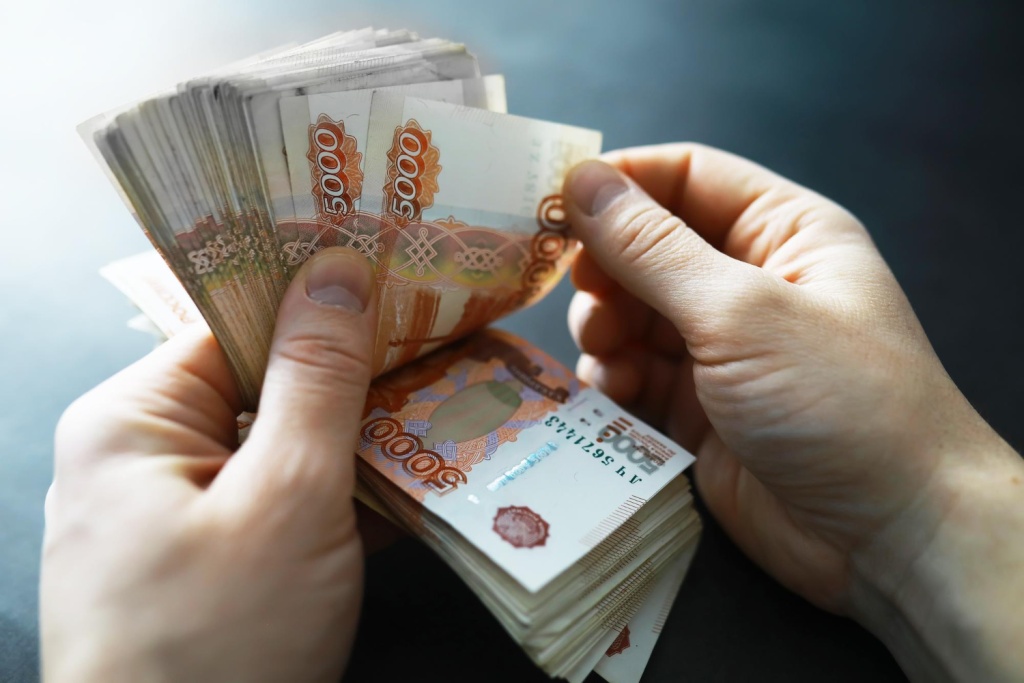 Сервис для трудовых мигрантов SalamPay возместит клиентам «застрявшие» в Киви-банке деньги