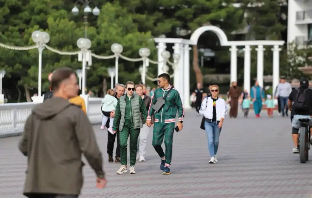 Геленджик укрепляет статус всесезонного курорта: турпоток превысил 4 миллиона гостей Геленджик укрепляет статус всесезонного курорта: турпоток превысил 4 миллиона гостей