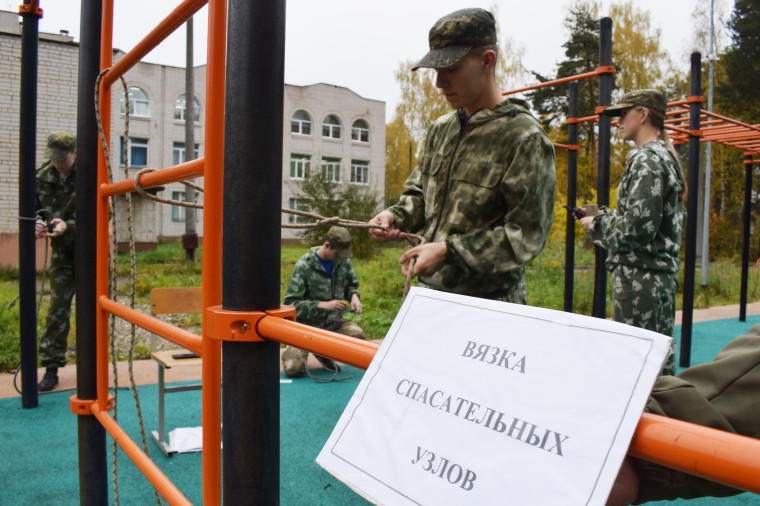 В Иванове завершились состязания городской «Школы безопасности»