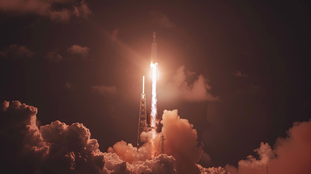 «Роскосмос» приступил к разработке многоразовой ракеты