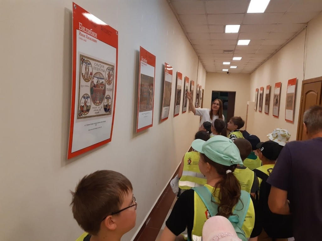 В Национальной библиотеке им. А.С.Пушкина Мордовии работает выставка “Из осажденной крепости не бегут...ˮ