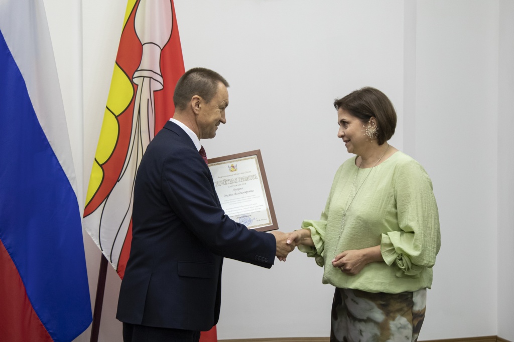 Профессия созидать: в Воронеже отметили лучших строителей и подвели отраслевые итоги Профессия созидать: в Воронеже отметили лучших строителей и подвели отраслевые итоги